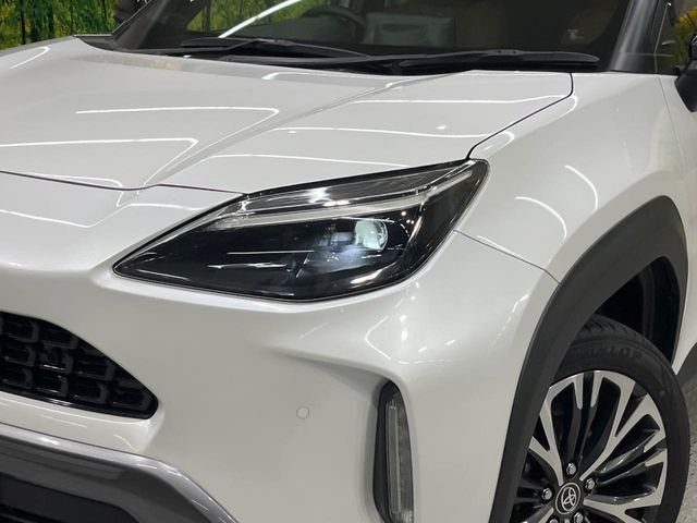 YARIS CROSS HYBRID