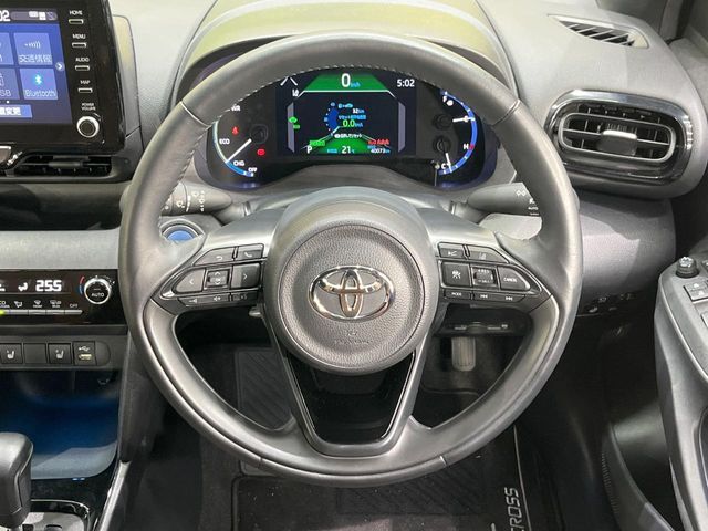 YARIS CROSS HYBRID