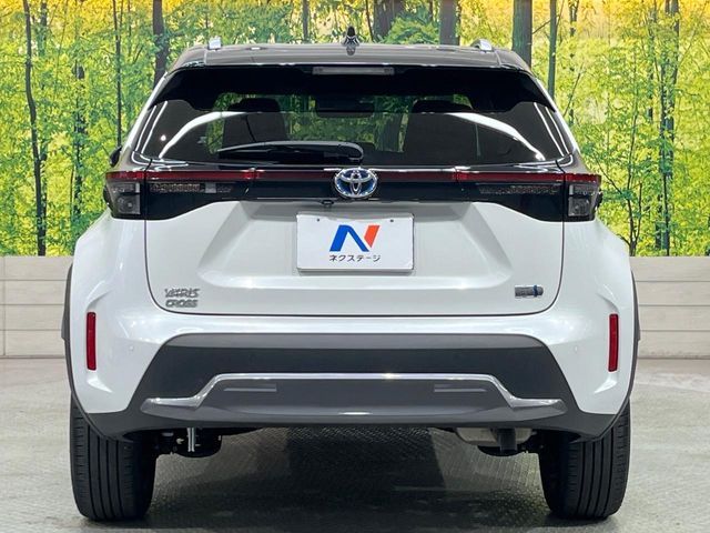 YARIS CROSS HYBRID
