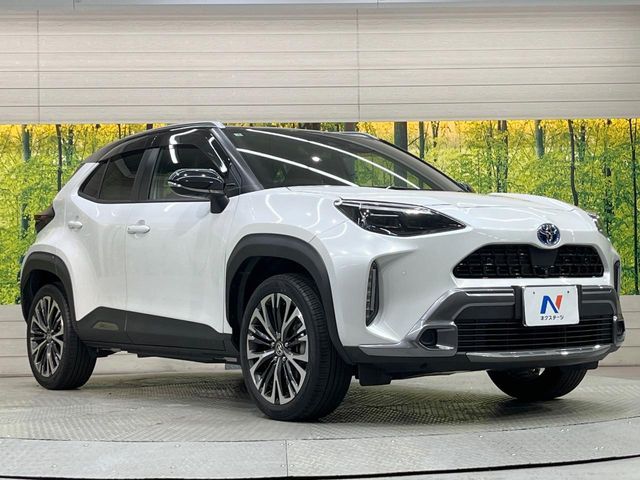 YARIS CROSS HYBRID