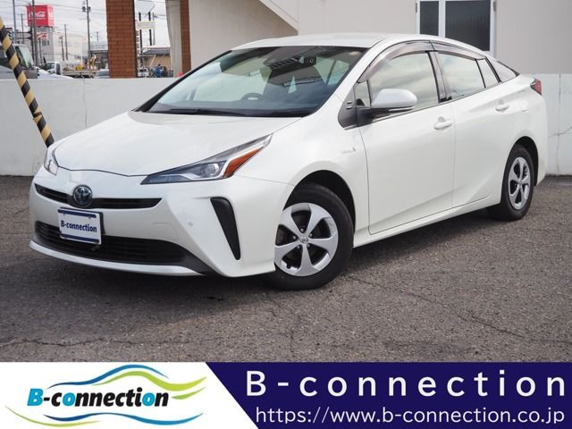 PRIUS 4WD