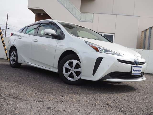 PRIUS 4WD