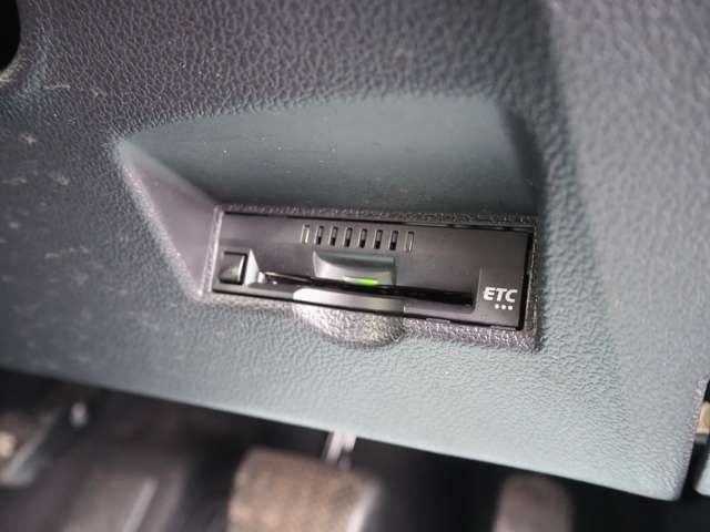 PRIUS 4WD