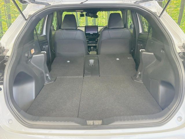YARIS CROSS HYBRID