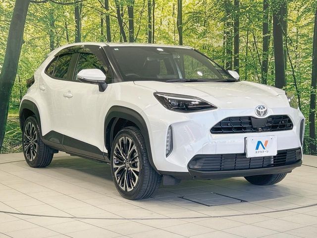 YARIS CROSS HYBRID