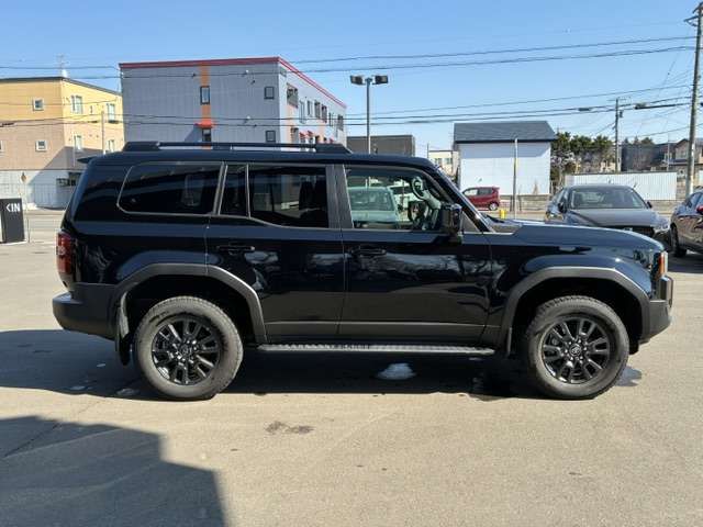 LANDCRUISER 250