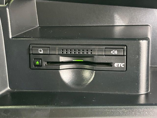 ESTIMA HYBRID 4WD
