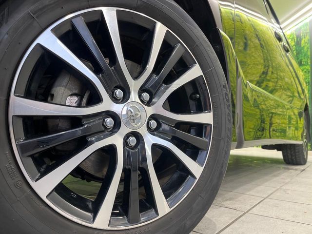 ESTIMA HYBRID 4WD