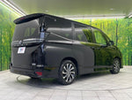 VOXY HYBRID