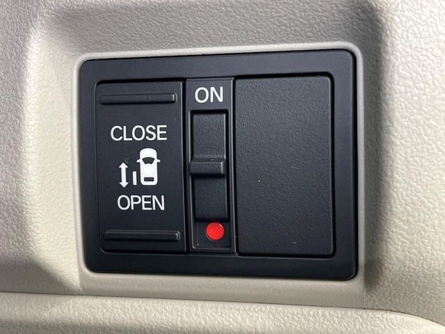 N BOX