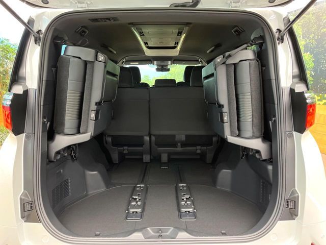 ALPHARD hybrid