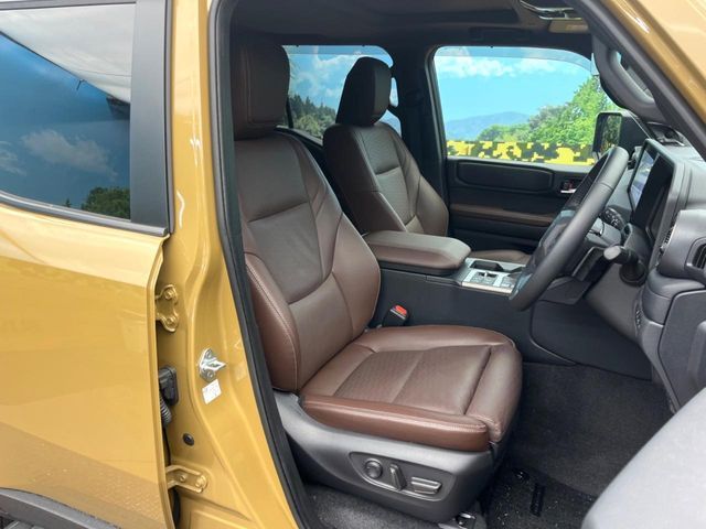 LANDCRUISER 250