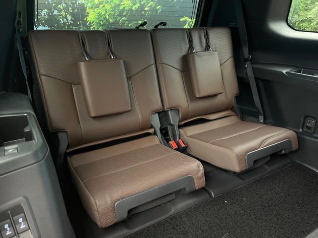 LANDCRUISER 250