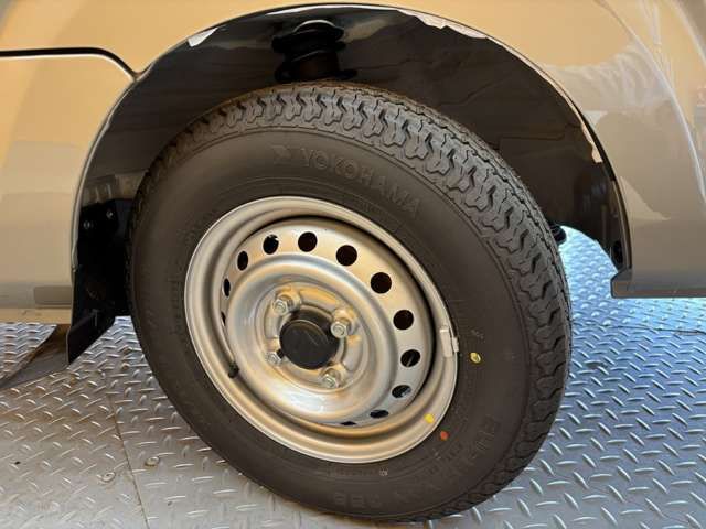 CARRY truck 4WD