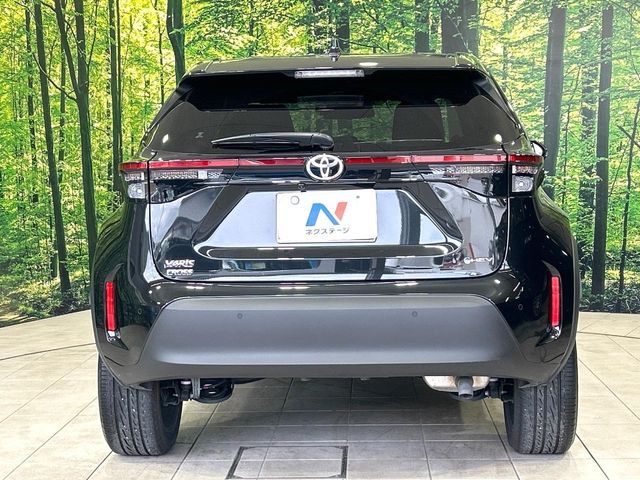 YARIS CROSS HYBRID