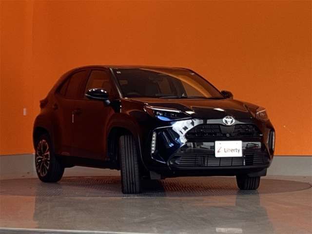 YARIS CROSS