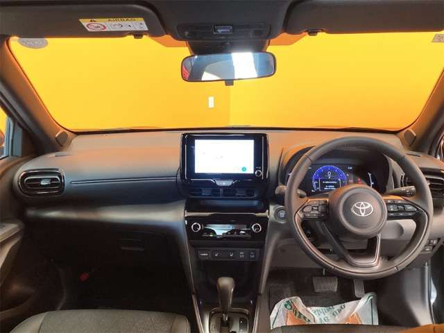 YARIS CROSS
