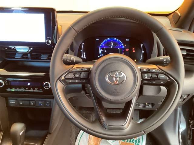 YARIS CROSS
