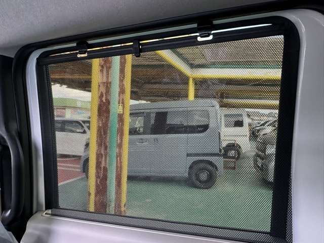 N BOX