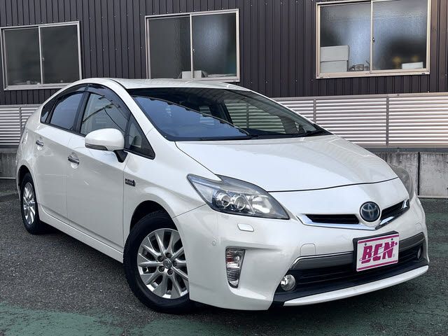 PRIUS PHV