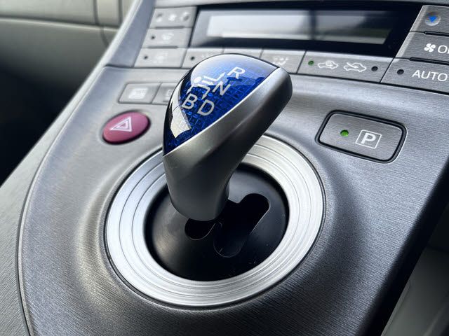 PRIUS PHV