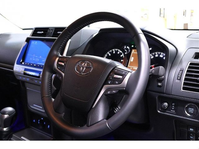 LANDCRUISER PRADO