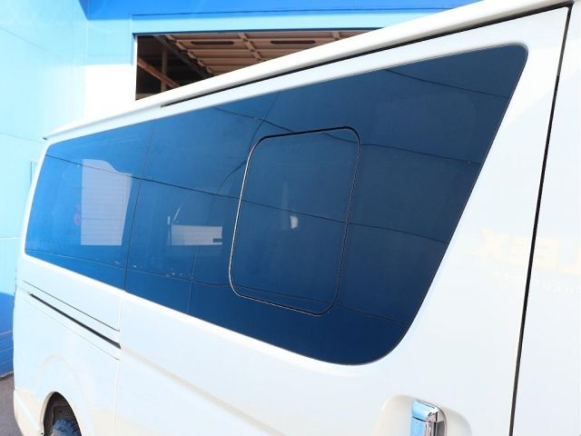 HIACE van 4WD