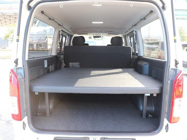 HIACE van 4WD