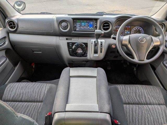 NV350 CARAVAN 4WD