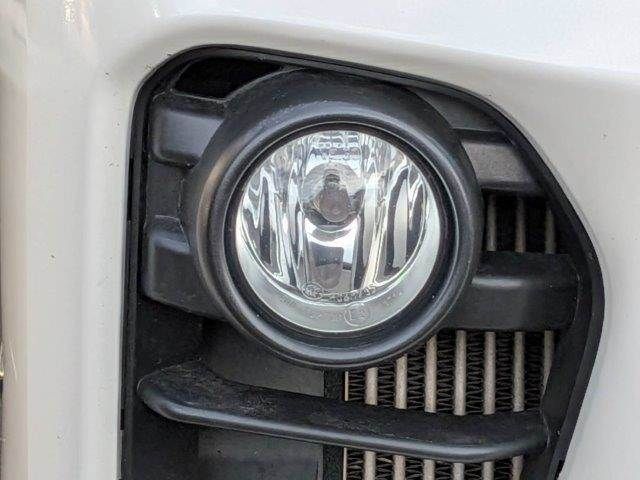 NV350 CARAVAN 4WD