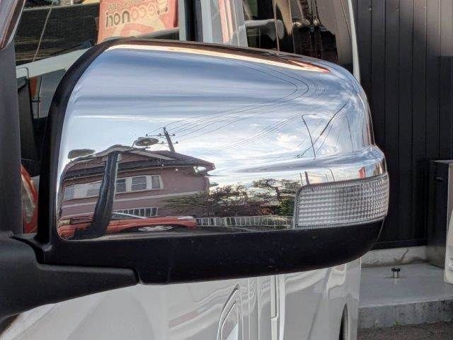 NV350 CARAVAN 4WD