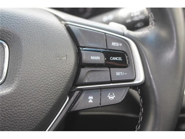 INSIGHT sedan