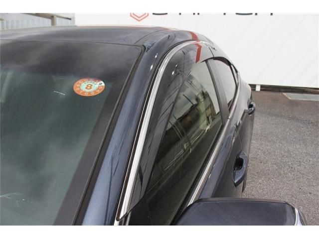INSIGHT sedan