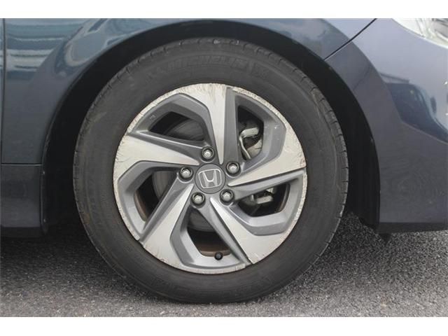 INSIGHT sedan