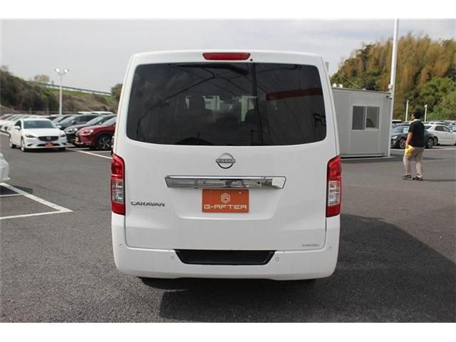 CARAVAN van 2WD