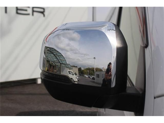 CARAVAN van 2WD