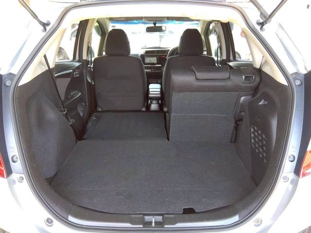 FIT HYBRID 4WD