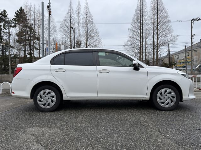 COROLLA AXIO 4WD