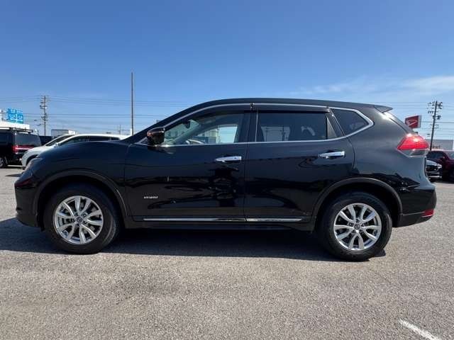 X-TRAIL HYBRID 2WD