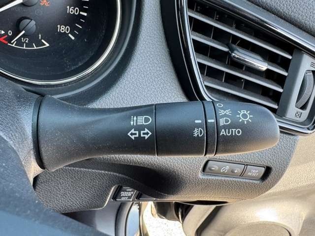 X-TRAIL HYBRID 2WD