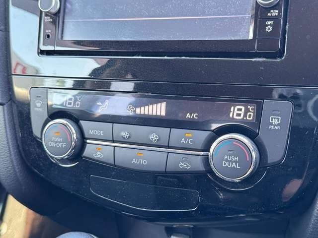X-TRAIL HYBRID 2WD