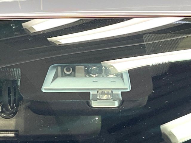 MIRAGE hatchback