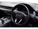 AUDI  Q7