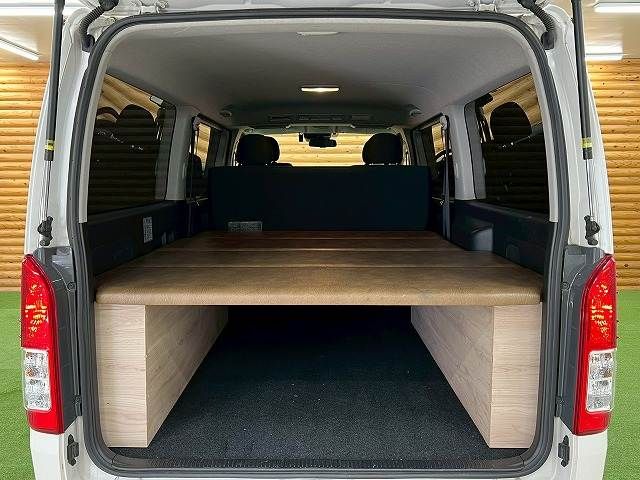 HIACE van 2WD