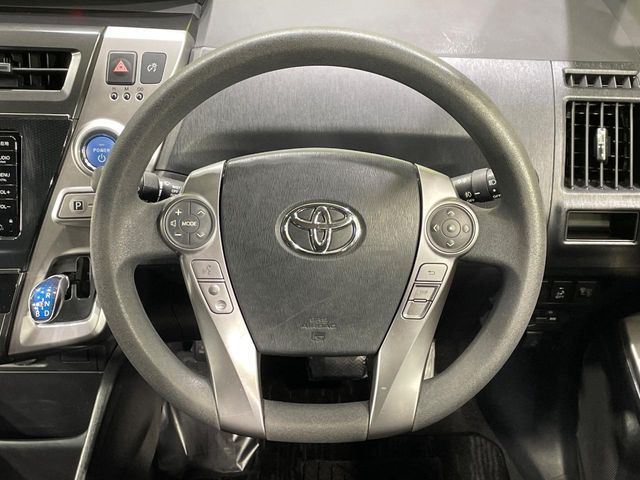 PRIUS Alpha