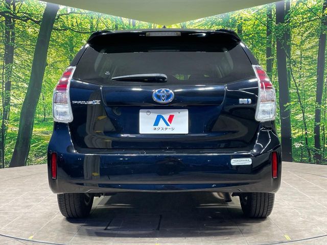 PRIUS Alpha