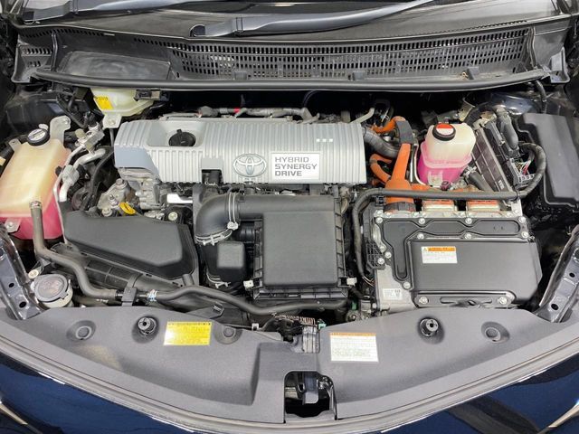 PRIUS Alpha