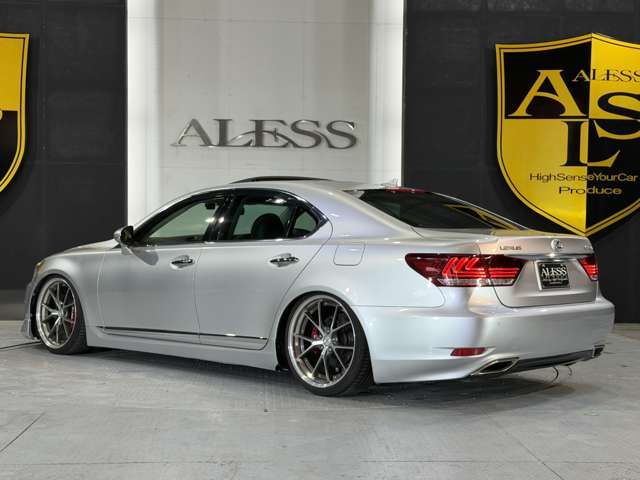 LEXUS LS460