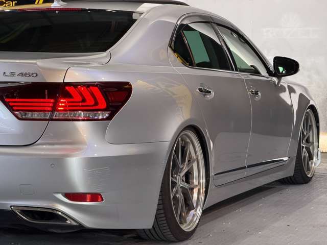 LEXUS LS460