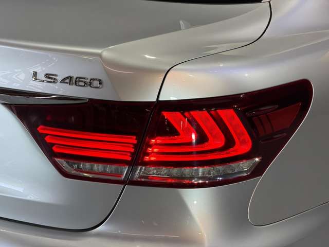 LEXUS LS460